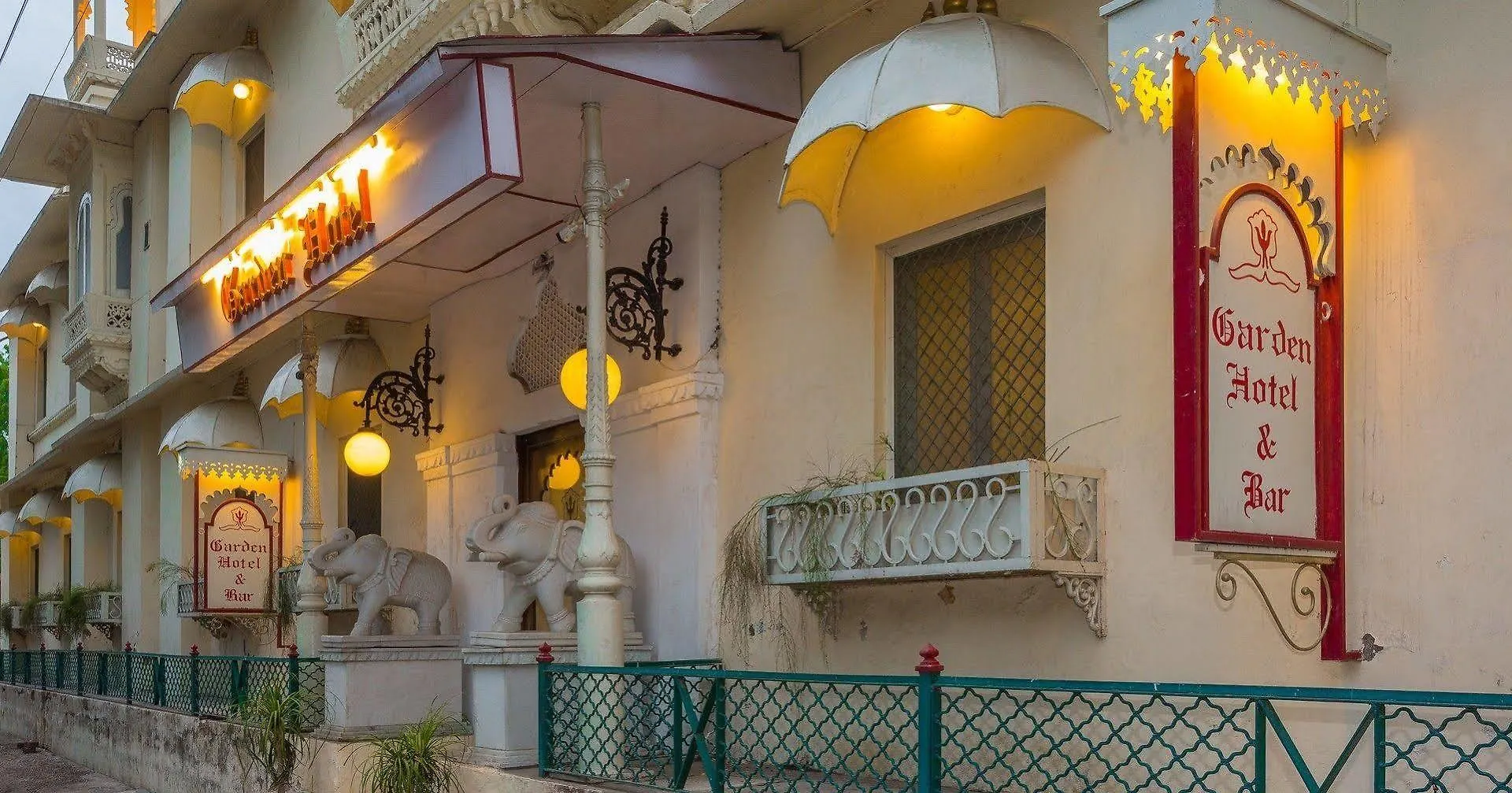 Garden Hotel - Heritage By Hrh Group Of Hotels Udaipur India