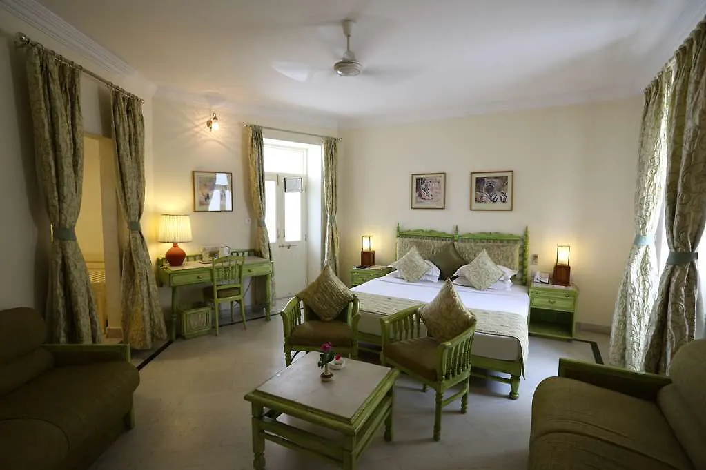 ***  Garden Hotel - Heritage By Hrh Group Of Hotels Udaipur India