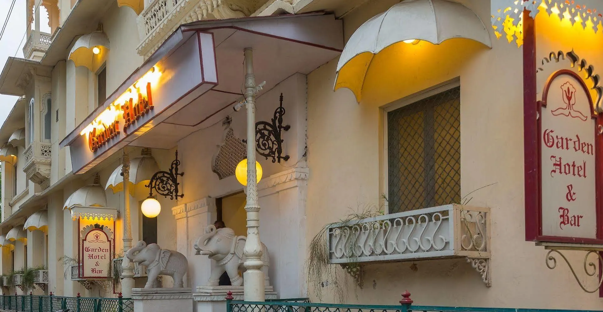 Garden Hotel - Heritage By Hrh Group Of Hotels Udaipur 3*,