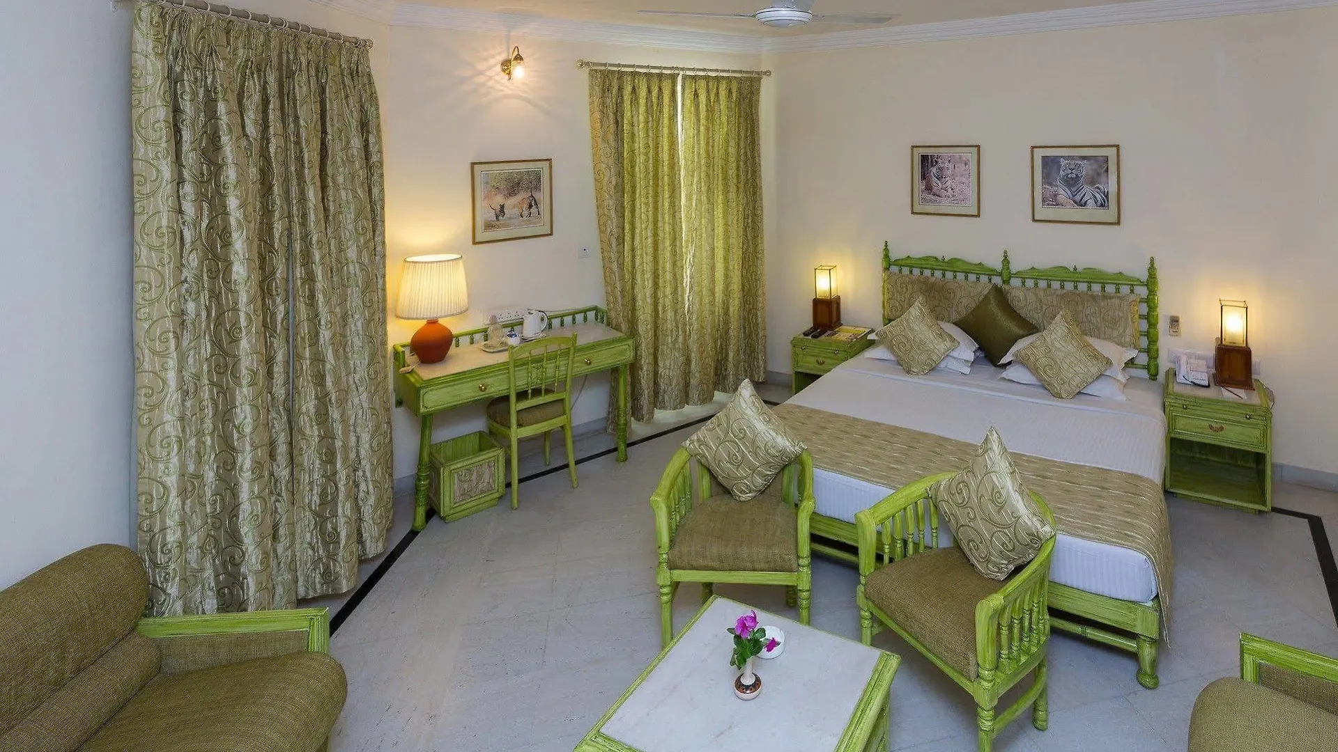 ***  Garden Hotel - Heritage By Hrh Group Of Hotels Udaipur India