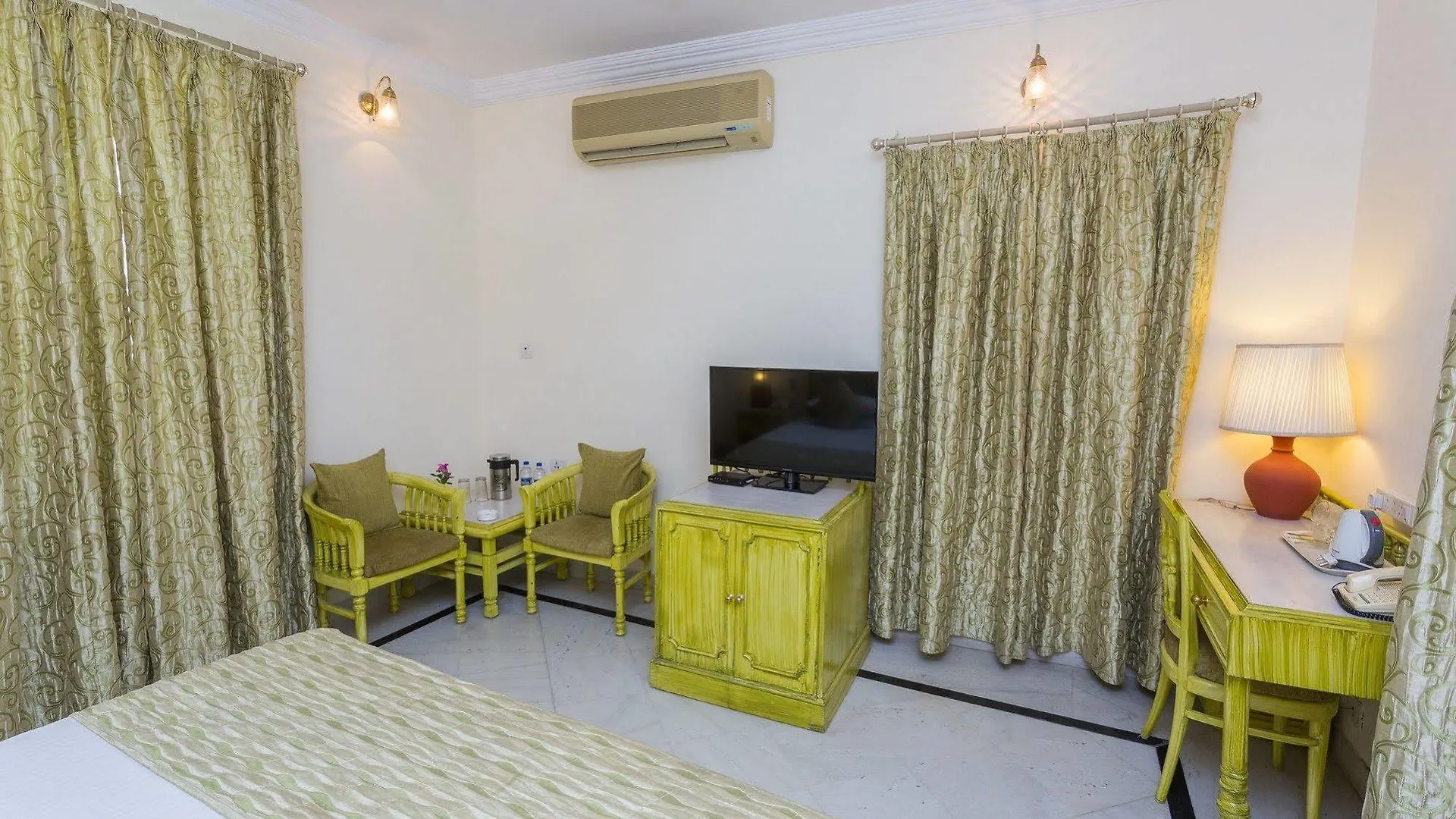Garden Hotel - Heritage By Hrh Group Of Hotels Udaipur 3*,  India