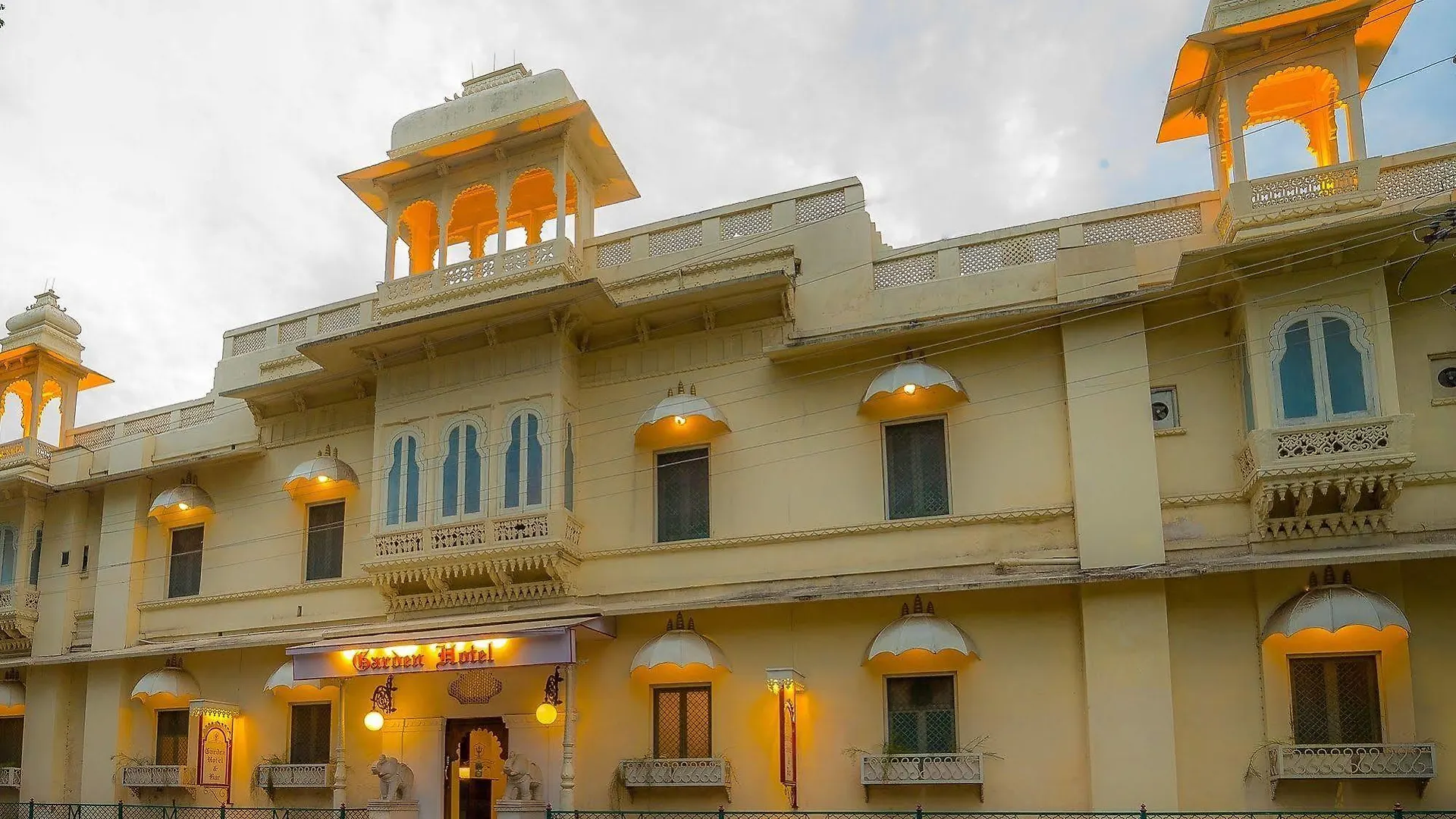 Garden Hotel - Heritage By Hrh Group Of Hotels Udaipur