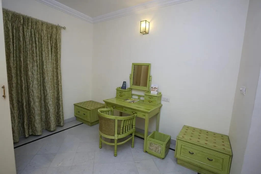 Garden Hotel - Heritage By Hrh Group Of Hotels Udajpur